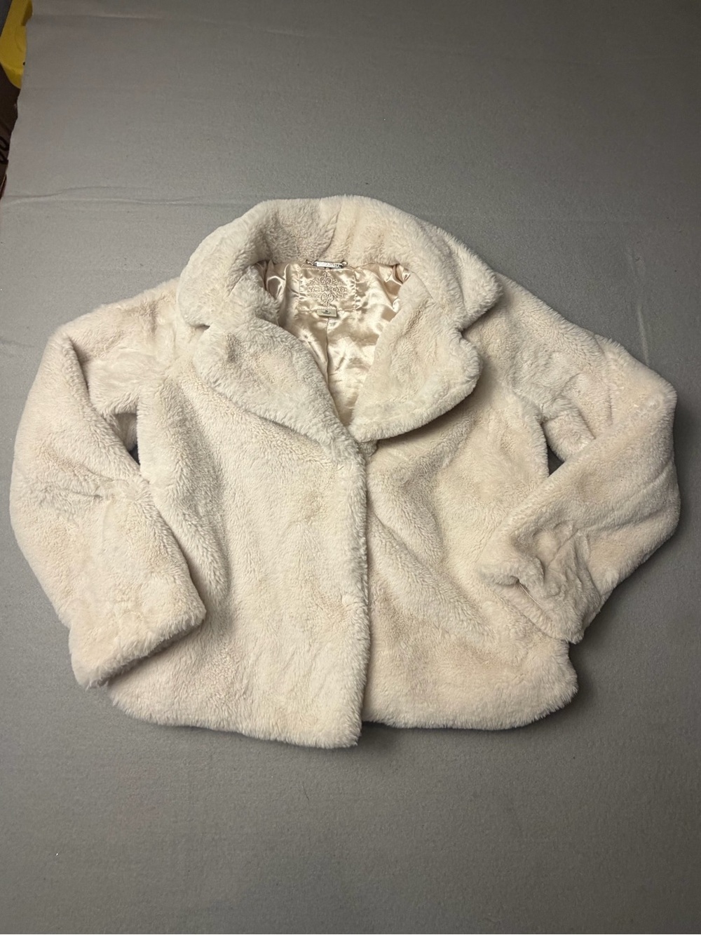Joujou Cozy Cream Faux Shearling Teddy Jacket
